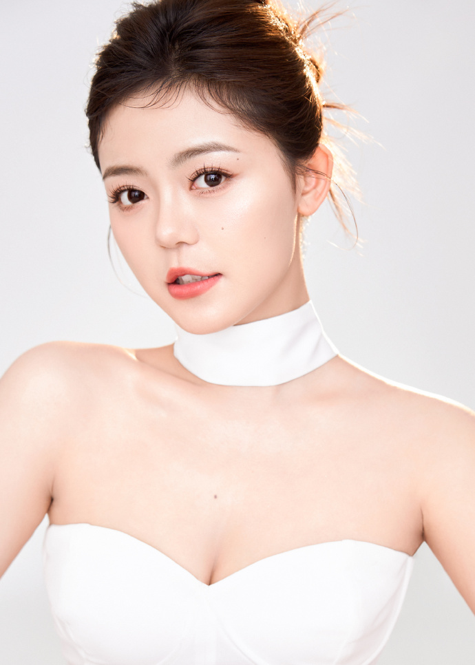 周星驰回归暑期档，《功夫女足》票房突破亿元